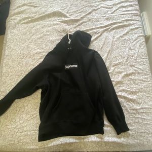Black Supreme hoodie